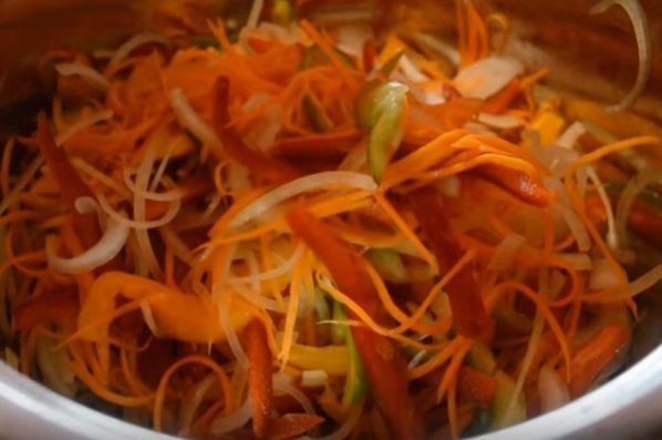 Салат лечо из баклажан по корейски на зиму