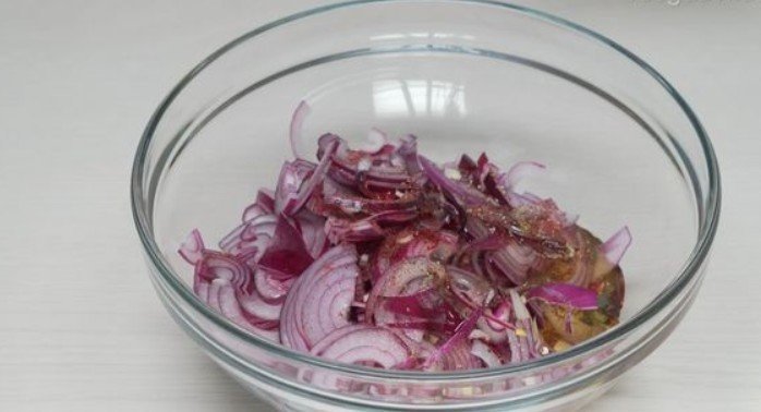 Замариновать лук для салата